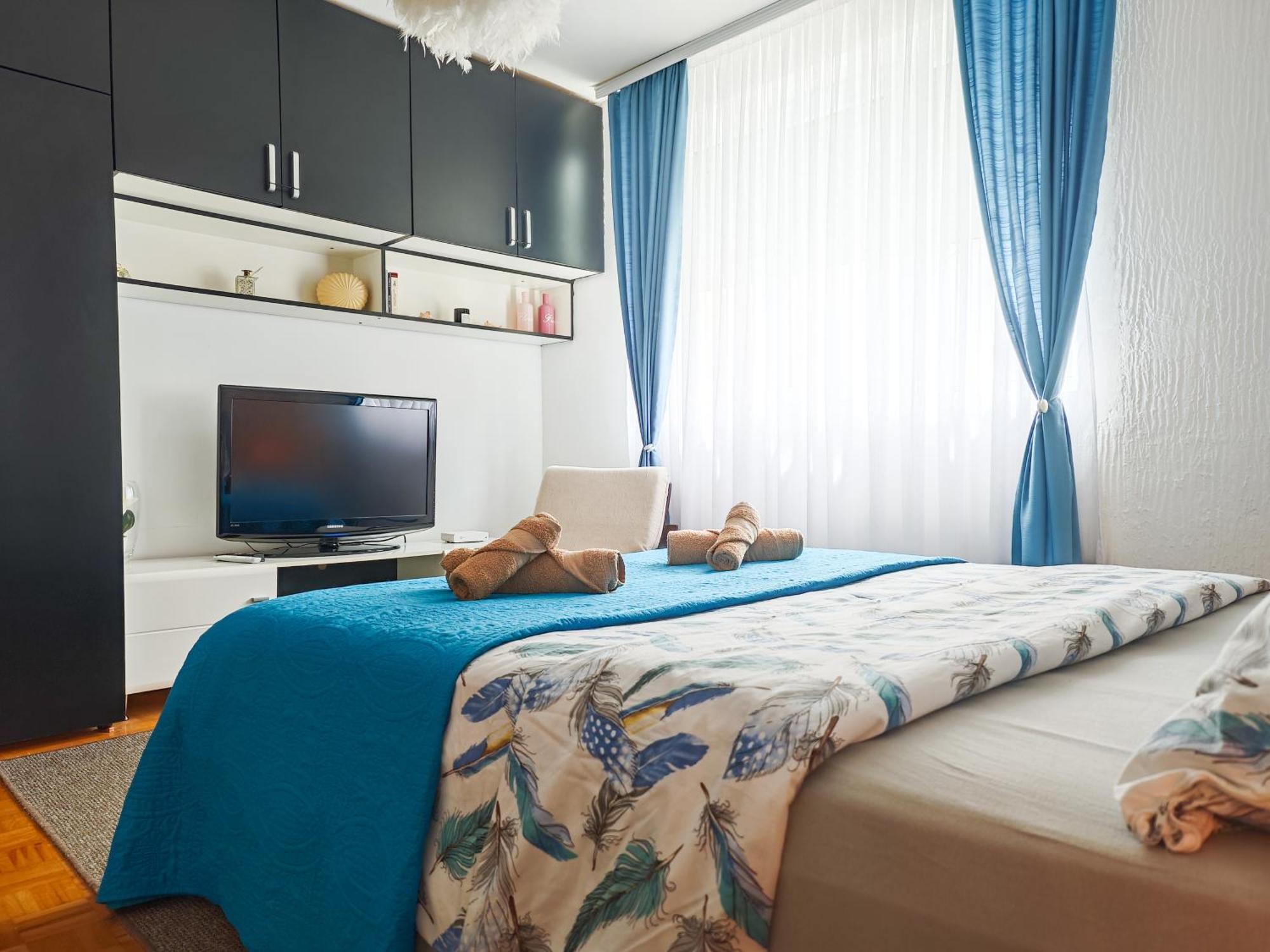 Apartman Julija Donji Milanovac Ngoại thất bức ảnh