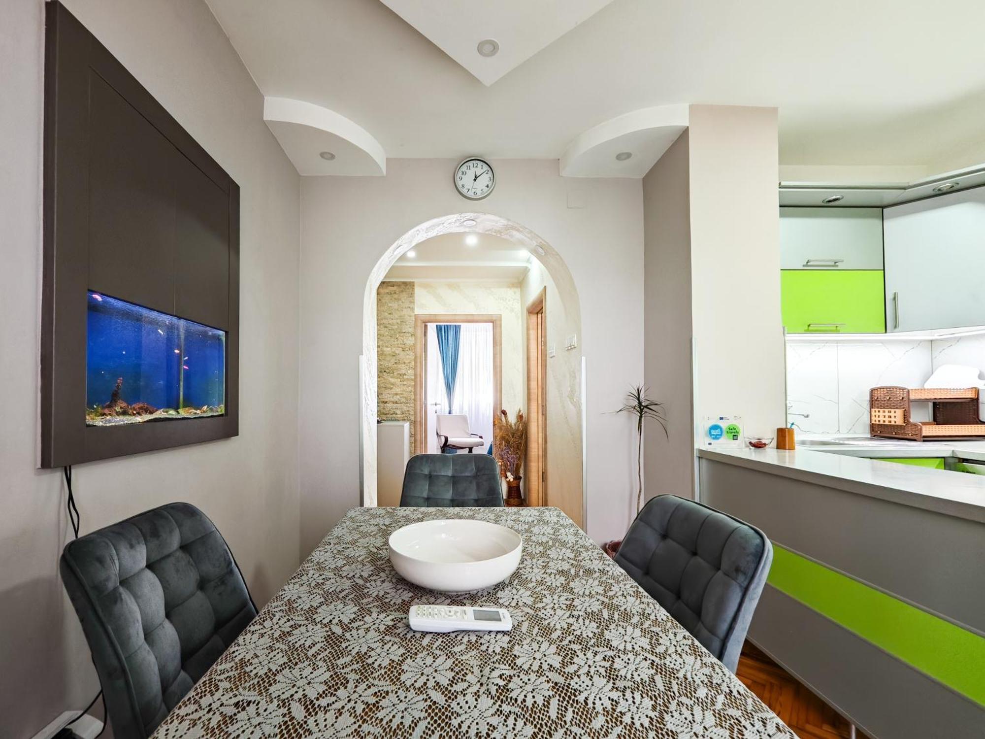 Apartman Julija Donji Milanovac Ngoại thất bức ảnh